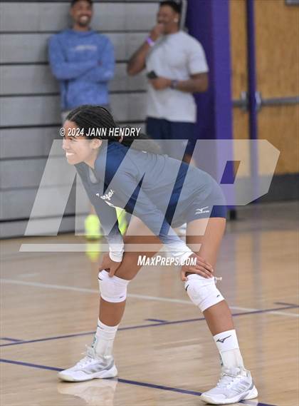 Thumbnail 3 in Sierra Canyon vs. Casteel (Durango Fall Classic) photogallery.