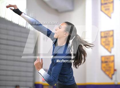Thumbnail 1 in Sierra Canyon vs. Casteel (Durango Fall Classic) photogallery.