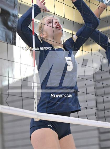 Thumbnail 3 in Sierra Canyon vs. Casteel (Durango Fall Classic) photogallery.