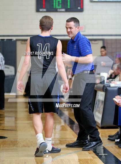 Thumbnail 3 in Lincoln Northeast vs Papillion-LaVista South  (NSAA Class A District Playoff)  photogallery.