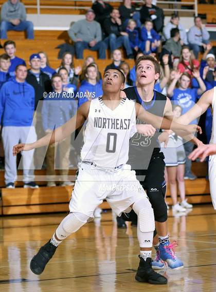 Thumbnail 1 in Lincoln Northeast vs Papillion-LaVista South  (NSAA Class A District Playoff)  photogallery.