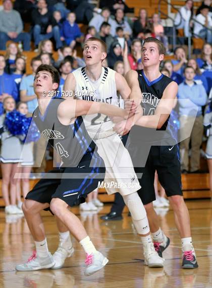 Thumbnail 3 in Lincoln Northeast vs Papillion-LaVista South  (NSAA Class A District Playoff)  photogallery.