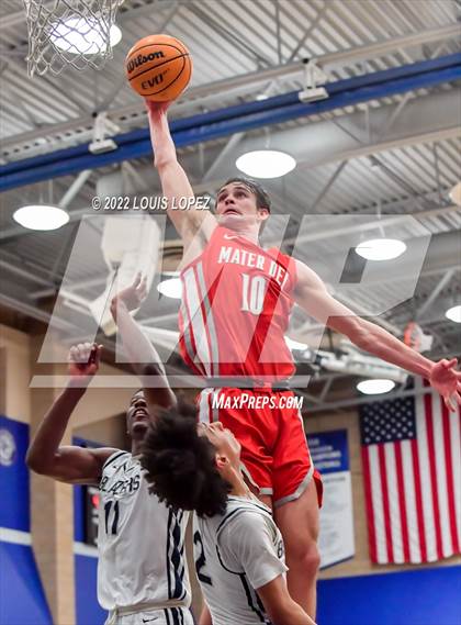 Thumbnail 3 in Mater Dei @ Sierra Canyon (CIF SS Open DIV Playoff Game) photogallery.