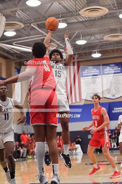 Thumbnail 2 in Mater Dei @ Sierra Canyon (CIF SS Open DIV Playoff Game) photogallery.