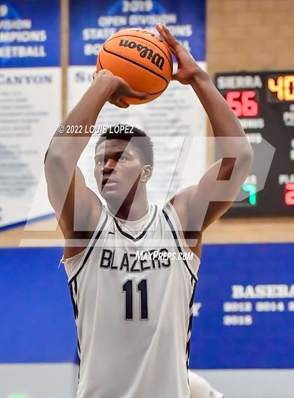 Thumbnail 2 in Mater Dei @ Sierra Canyon (CIF SS Open DIV Playoff Game) photogallery.