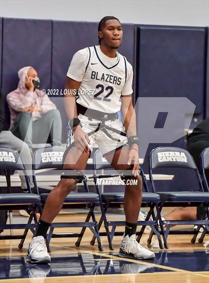 Thumbnail 1 in Mater Dei @ Sierra Canyon (CIF SS Open DIV Playoff Game) photogallery.