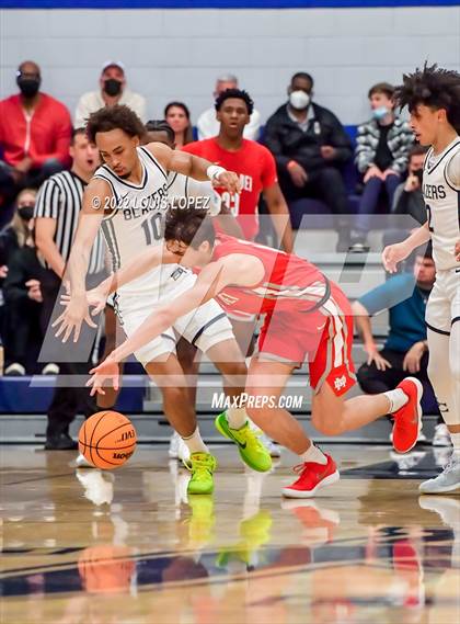 Thumbnail 1 in Mater Dei @ Sierra Canyon (CIF SS Open DIV Playoff Game) photogallery.