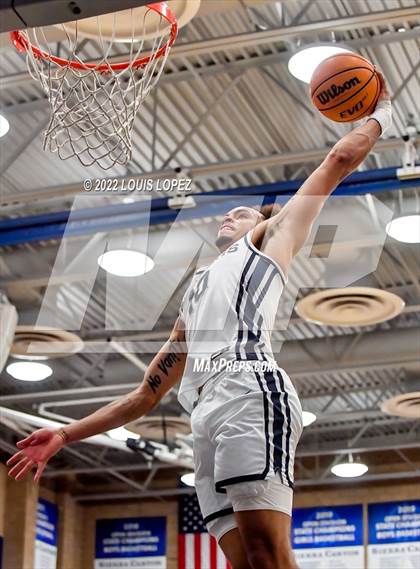 Thumbnail 1 in Mater Dei @ Sierra Canyon (CIF SS Open DIV Playoff Game) photogallery.