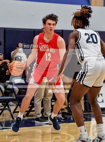 Thumbnail 2 in Mater Dei @ Sierra Canyon (CIF SS Open DIV Playoff Game) photogallery.