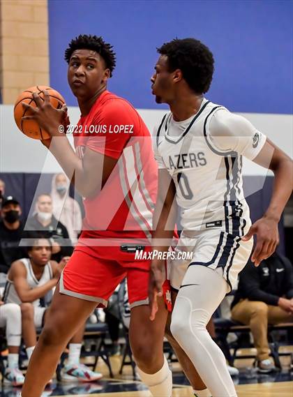 Thumbnail 3 in Mater Dei @ Sierra Canyon (CIF SS Open DIV Playoff Game) photogallery.