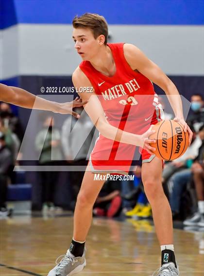 Thumbnail 1 in Mater Dei @ Sierra Canyon (CIF SS Open DIV Playoff Game) photogallery.