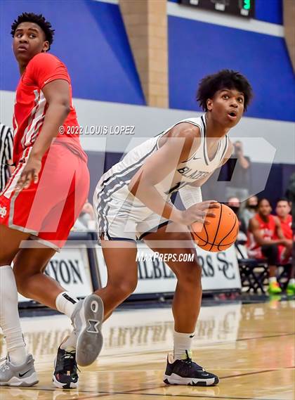 Thumbnail 1 in Mater Dei @ Sierra Canyon (CIF SS Open DIV Playoff Game) photogallery.