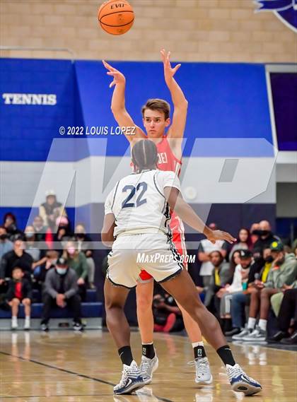 Thumbnail 3 in Mater Dei @ Sierra Canyon (CIF SS Open DIV Playoff Game) photogallery.