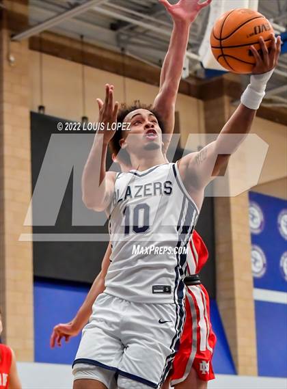 Thumbnail 3 in Mater Dei @ Sierra Canyon (CIF SS Open DIV Playoff Game) photogallery.