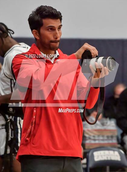Thumbnail 2 in Mater Dei @ Sierra Canyon (CIF SS Open DIV Playoff Game) photogallery.