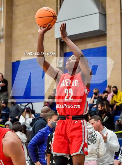 Thumbnail 3 in Mater Dei @ Sierra Canyon (CIF SS Open DIV Playoff Game) photogallery.