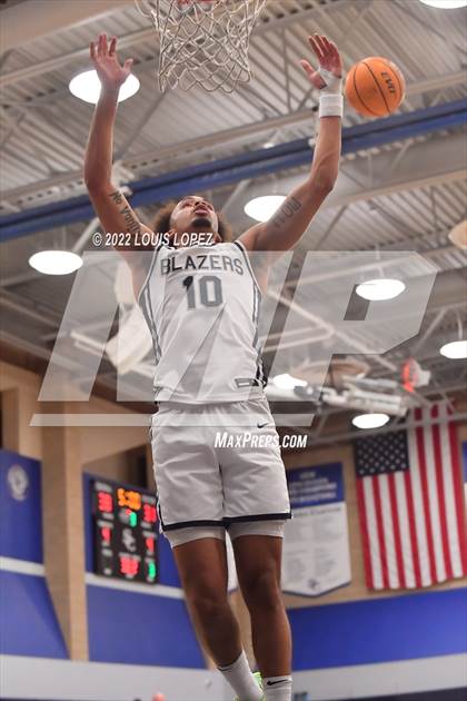 Thumbnail 1 in Mater Dei @ Sierra Canyon (CIF SS Open DIV Playoff Game) photogallery.