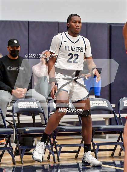 Thumbnail 1 in Mater Dei @ Sierra Canyon (CIF SS Open DIV Playoff Game) photogallery.