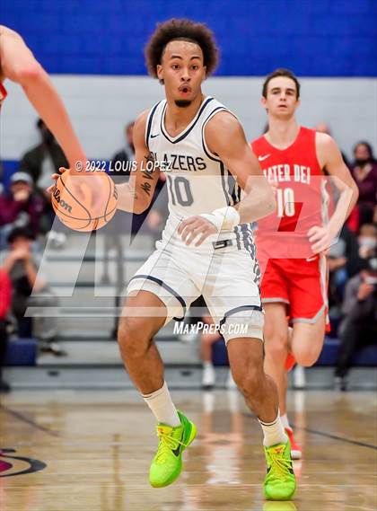 Thumbnail 2 in Mater Dei @ Sierra Canyon (CIF SS Open DIV Playoff Game) photogallery.