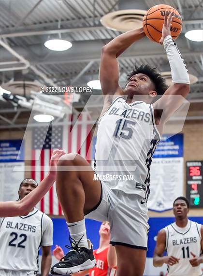 Thumbnail 2 in Mater Dei @ Sierra Canyon (CIF SS Open DIV Playoff Game) photogallery.