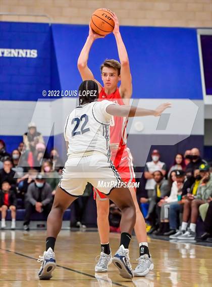 Thumbnail 2 in Mater Dei @ Sierra Canyon (CIF SS Open DIV Playoff Game) photogallery.
