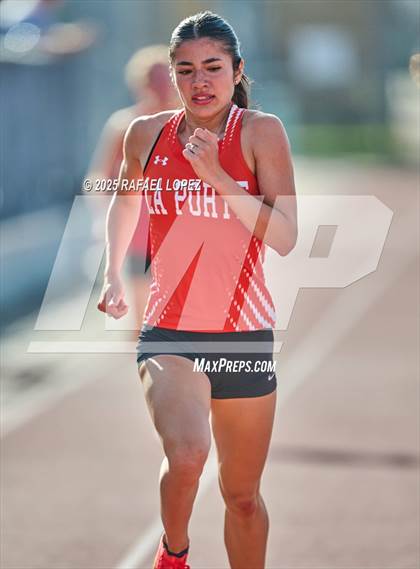 Thumbnail 3 in Panther Relays (400M) photogallery.