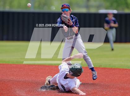 Thumbnail 3 in Friendship Christian vs. Liberty Creek photogallery.