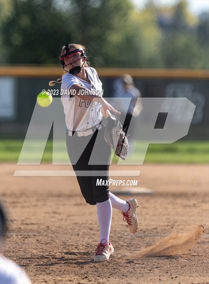 Thumbnail 3 in Windsor vs. Fossil Ridge photogallery.