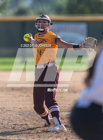 Thumbnail 3 in Windsor vs. Fossil Ridge photogallery.