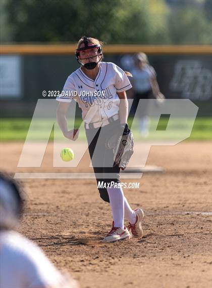 Thumbnail 3 in Windsor vs. Fossil Ridge photogallery.