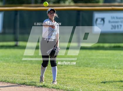 Thumbnail 1 in Windsor vs. Fossil Ridge photogallery.