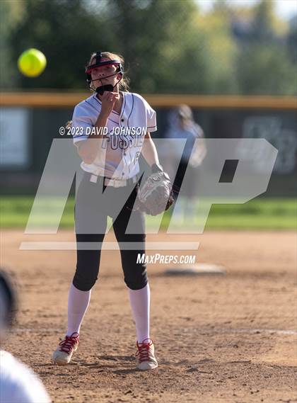 Thumbnail 2 in Windsor vs. Fossil Ridge photogallery.