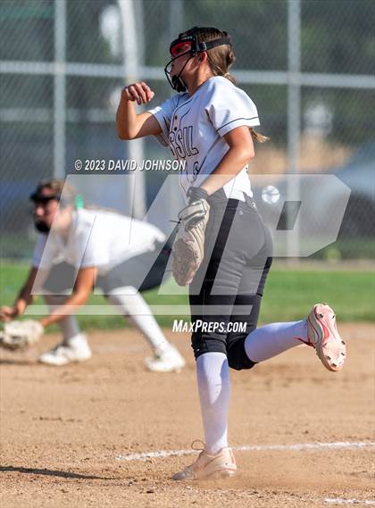 Thumbnail 2 in Windsor vs. Fossil Ridge photogallery.