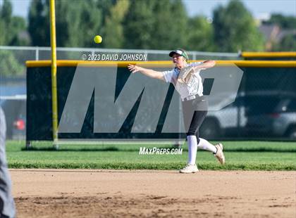 Thumbnail 2 in Windsor vs. Fossil Ridge photogallery.