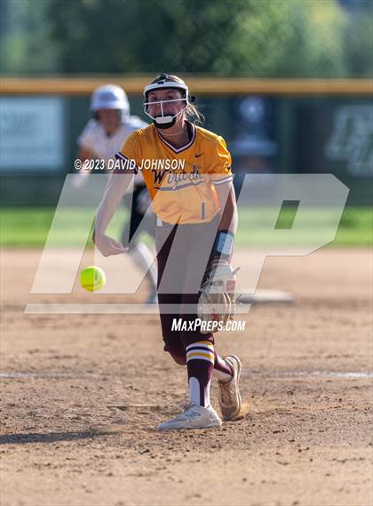 Thumbnail 3 in Windsor vs. Fossil Ridge photogallery.