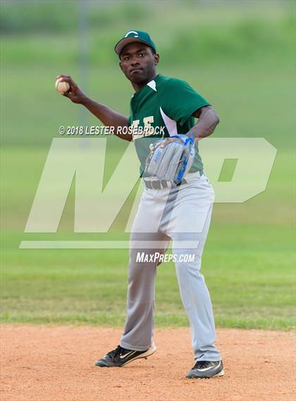 Thumbnail 3 in Cole @ Karnes City photogallery.