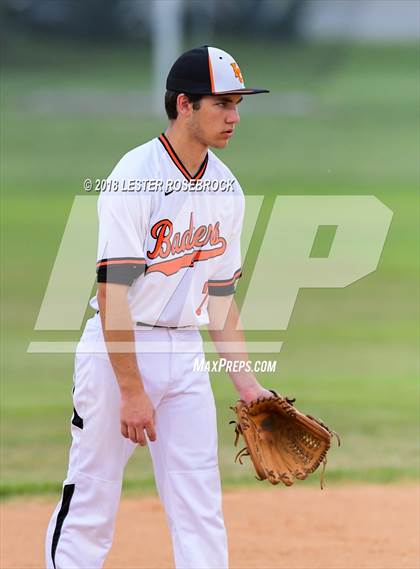 Thumbnail 2 in Cole @ Karnes City photogallery.