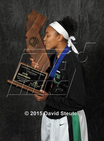 Thumbnail 1 in St. Mary's (CIF State Open Division Award Photos) photogallery.