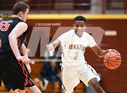 Thumbnail 1 in Benet Academy vs. Saint Ignatius College Prep photogallery.