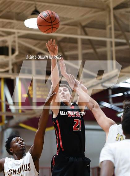 Thumbnail 2 in Benet Academy vs. Saint Ignatius College Prep photogallery.