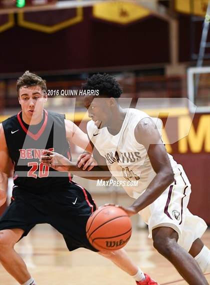 Thumbnail 2 in Benet Academy vs. Saint Ignatius College Prep photogallery.