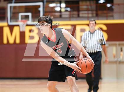 Thumbnail 2 in Benet Academy vs. Saint Ignatius College Prep photogallery.