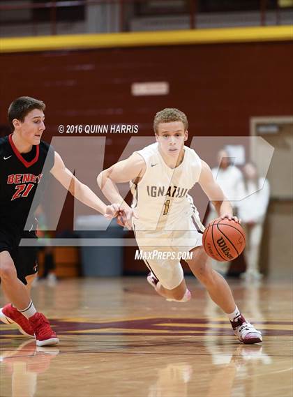 Thumbnail 1 in Benet Academy vs. Saint Ignatius College Prep photogallery.