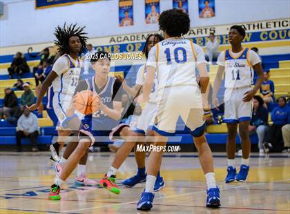 Thumbnail 3 in Crenshaw @ George Washington Prep photogallery.
