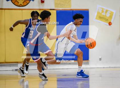 Thumbnail 3 in Crenshaw @ George Washington Prep photogallery.