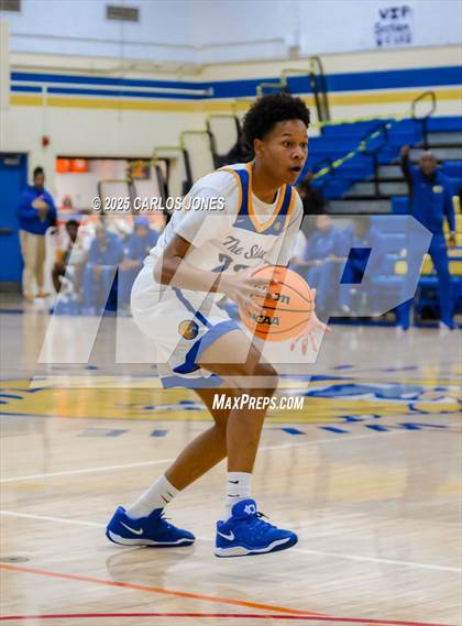 Thumbnail 3 in Crenshaw @ George Washington Prep photogallery.