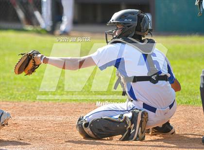 Thumbnail 3 in Emery/Weiner @ Frassati photogallery.