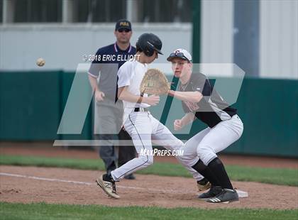 Thumbnail 1 in Fairview vs Franklin (PIAA D10 Qtr Final) photogallery.