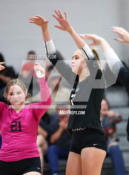 Thumbnail 3 in Strawn @ Graford photogallery.