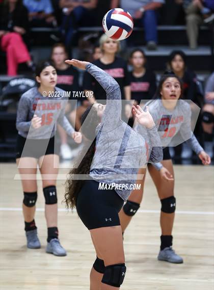 Thumbnail 2 in Strawn @ Graford photogallery.